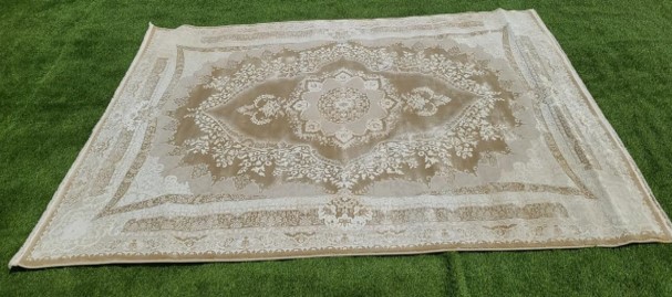Brown & White Natural Weave Carpet (2x2.3m)