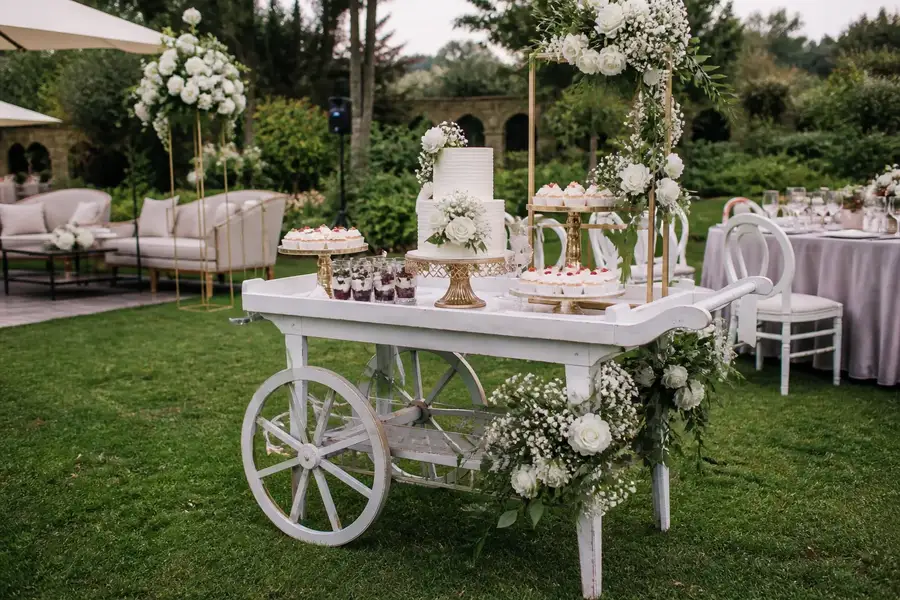 Vintage-style cake cart for elegant cake display at parties and weddings in Nairobi